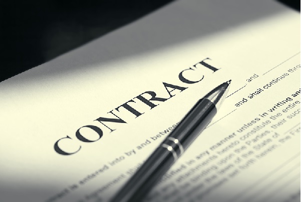 Hợp đồng kỳ hạn và hợp đồng tương lai khác nhau về quy định